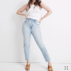 Madewell Curvy Perfect Vintage Super High Rise Jeans in Fitzgerald Wash - sz 28